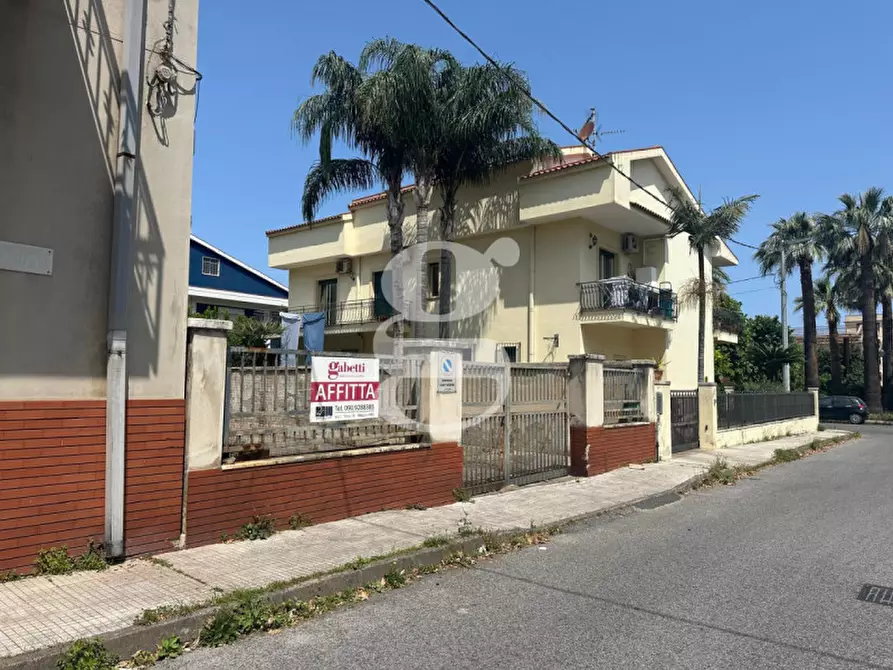 Immagine 33 di Attività commerciale in affitto  in Via Filippo Turati a Pace Del Mela