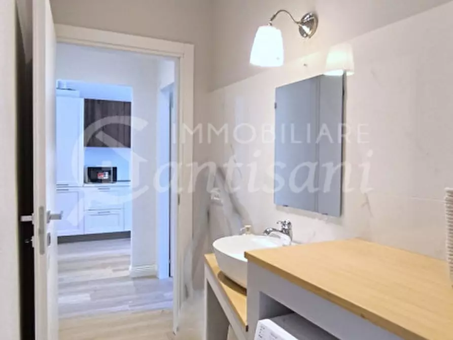 Immagine 11 di Appartamento in affitto  in via Faentina 70 a Fiesole