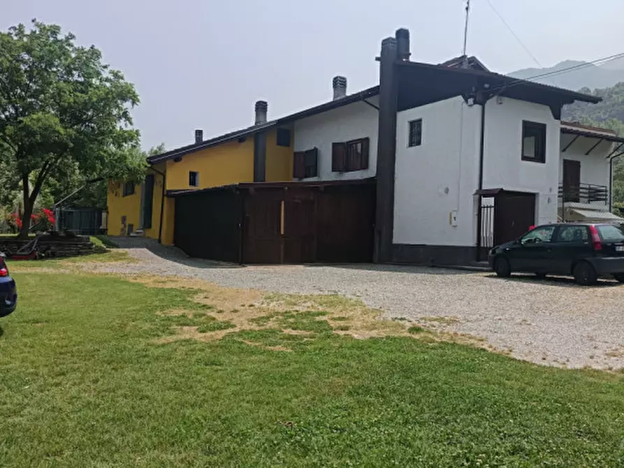Immagine 1 di Attività commerciale in vendita  in Regione Colfacero 3 a Gravere