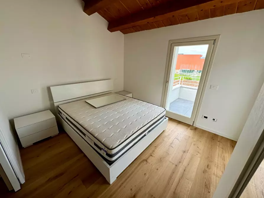 Immagine 2 di Casa bifamiliare in vendita  in Via Giacinto Carini a Padova