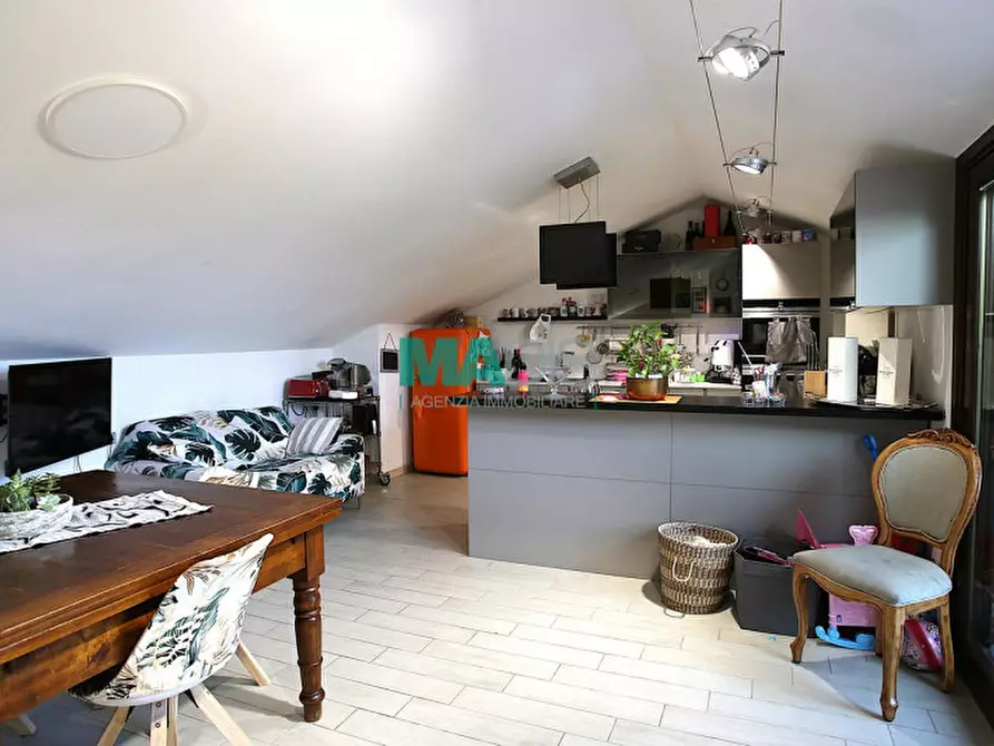 Immagine 3 di Appartamento in vendita  in Via Provinciale Pratese a Agliana