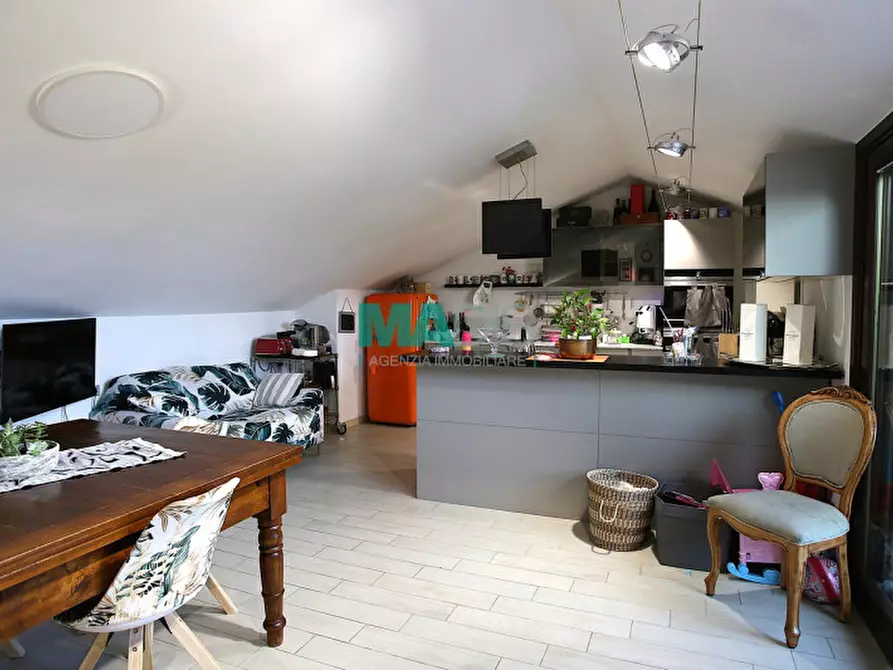 Immagine 4 di Appartamento in vendita  in Via Provinciale Pratese a Agliana