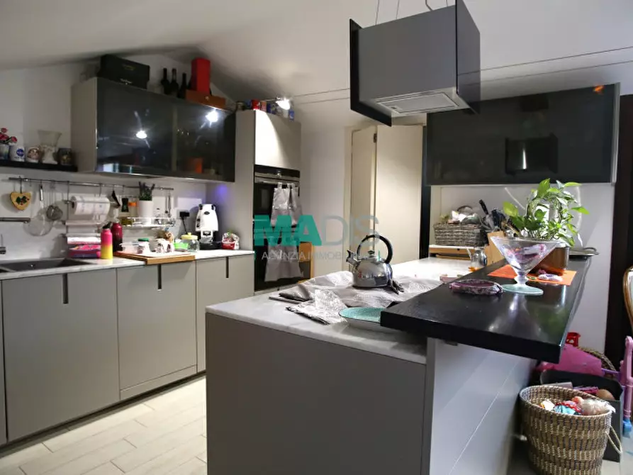 Immagine 10 di Appartamento in vendita  in Via Provinciale Pratese a Agliana