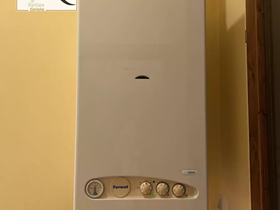 Immagine 7 di Ufficio in vendita  a Castelbaldo