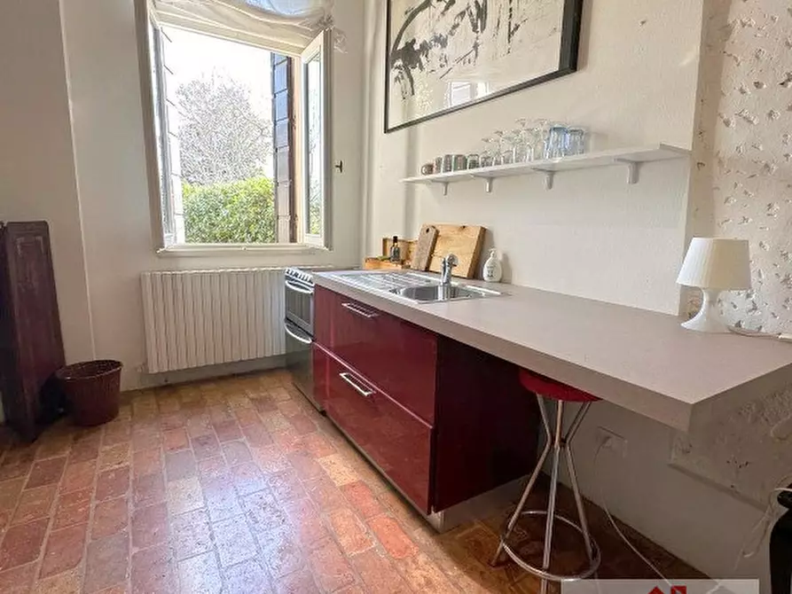 Immagine 2 di Villa in vendita  a Volpago Del Montello