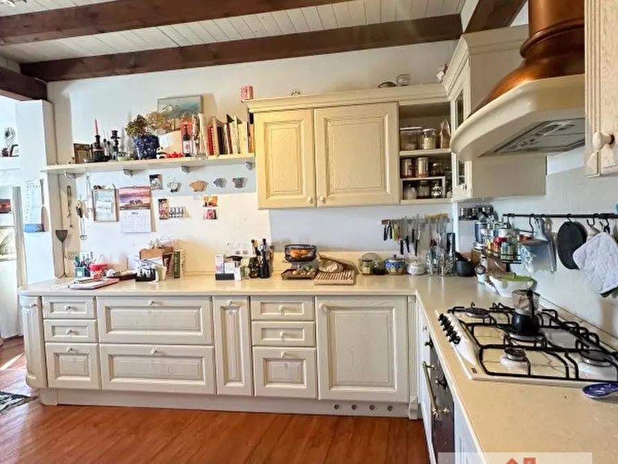 Immagine 10 di Villa in vendita  a Volpago Del Montello