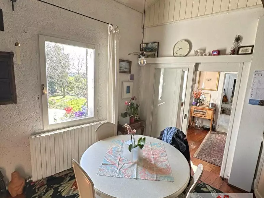 Immagine 14 di Villa in vendita  a Volpago Del Montello