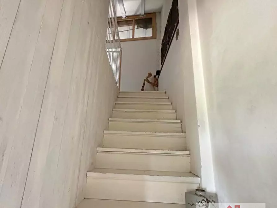 Immagine 26 di Villa in vendita  a Volpago Del Montello