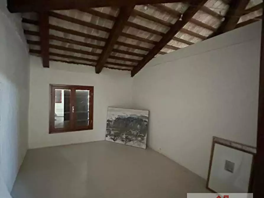Immagine 27 di Villa in vendita  a Volpago Del Montello