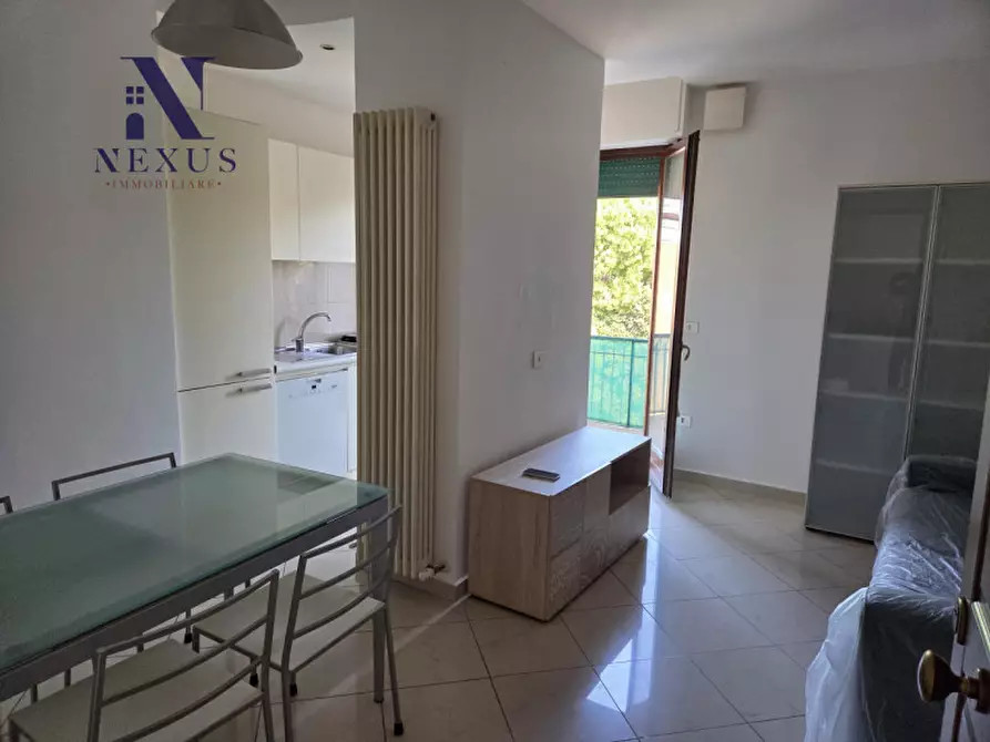 Immagine 2 di Appartamento in vendita  a Fano