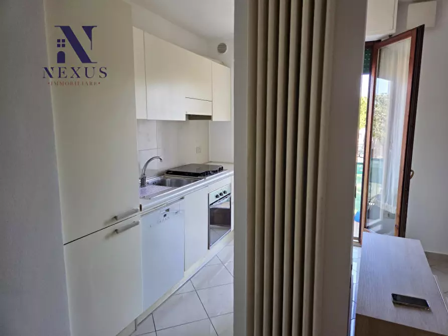 Immagine 4 di Appartamento in vendita  a Fano