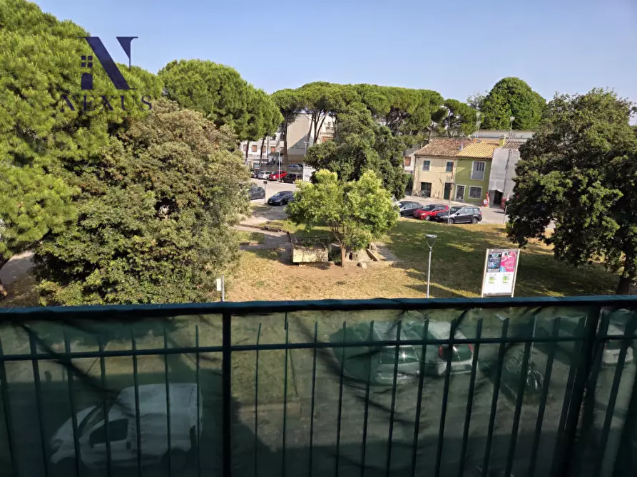 Immagine 8 di Appartamento in vendita  a Fano