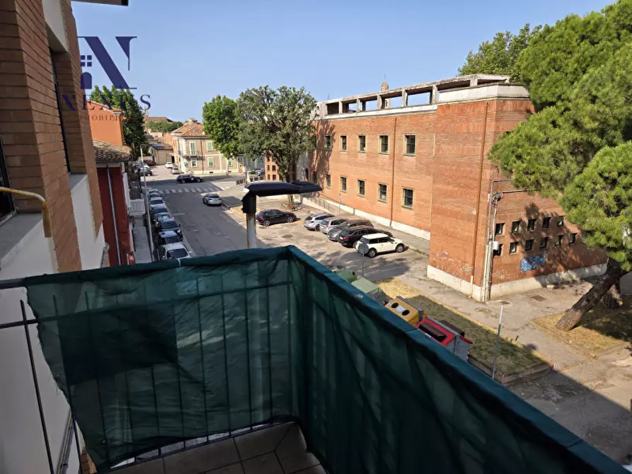 Immagine 9 di Appartamento in vendita  a Fano