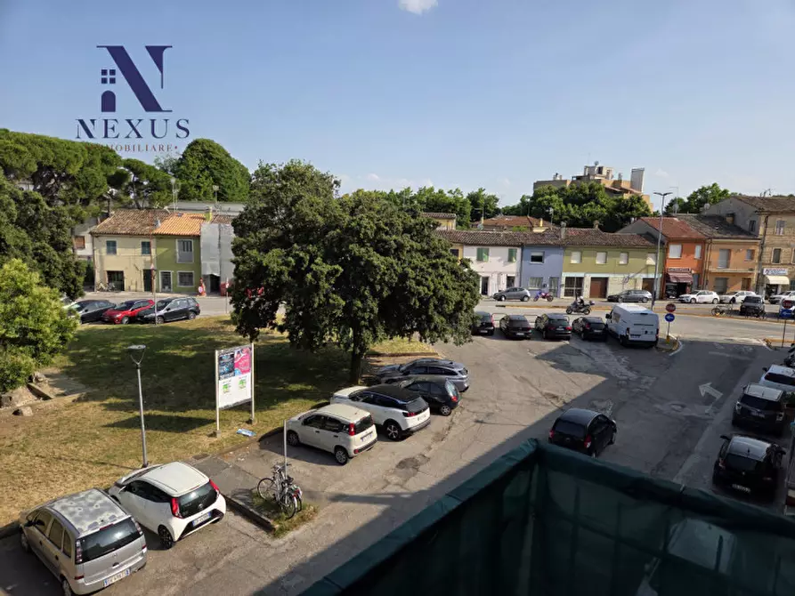 Immagine 26 di Appartamento in vendita  a Fano