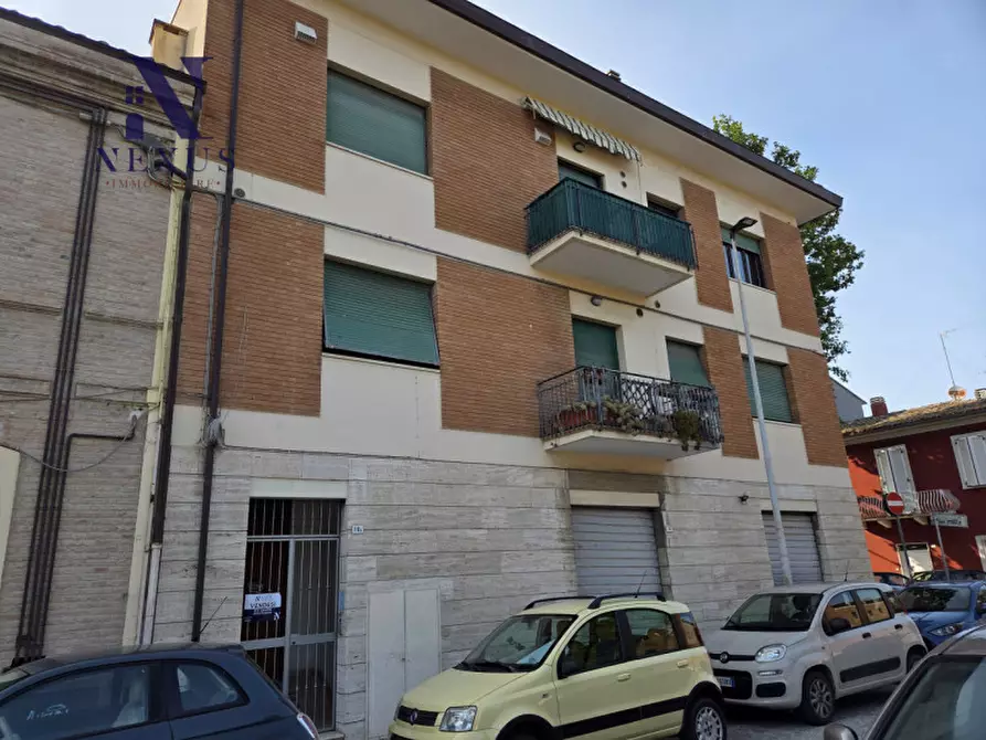 Immagine 30 di Appartamento in vendita  a Fano