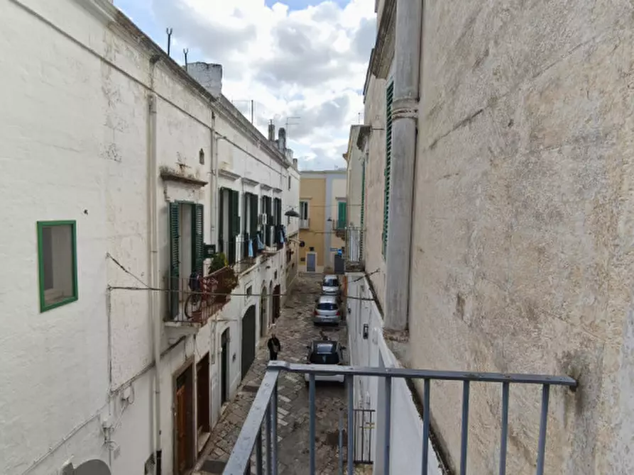 Immagine 20 di Palazzo in vendita  in Piazza Ignazio Ciaia a Fasano