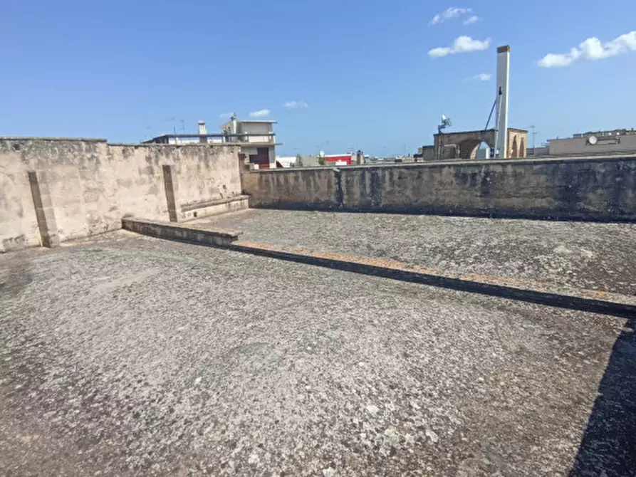 Immagine 23 di Palazzo in vendita  in Piazza Ignazio Ciaia a Fasano