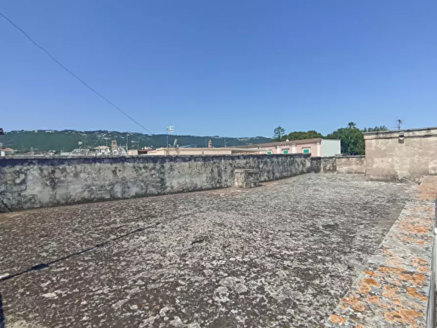 Immagine 25 di Palazzo in vendita  in Piazza Ignazio Ciaia a Fasano