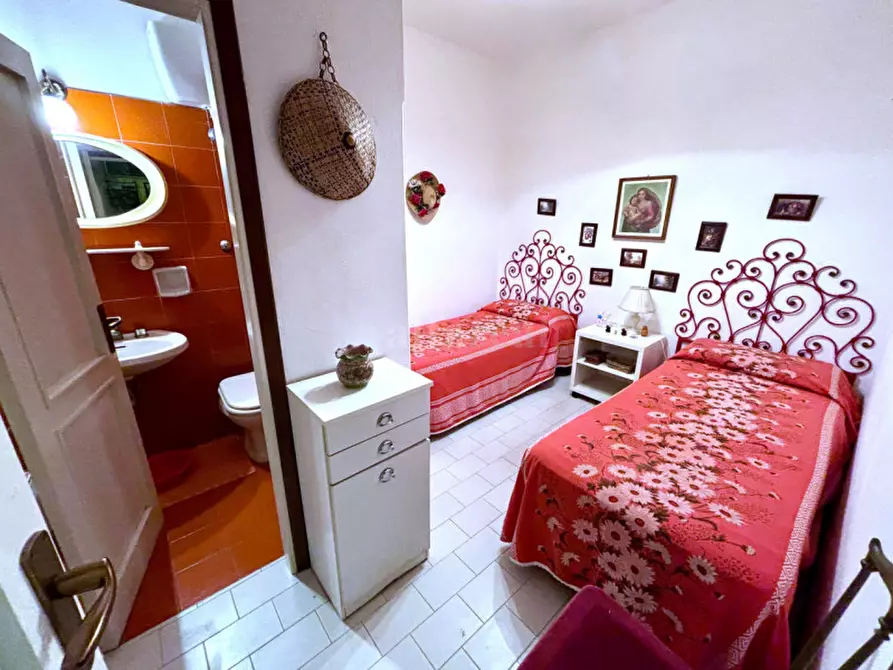 Immagine 15 di Casa quadrifamiliare in vendita  a Castiglione Della Pescaia