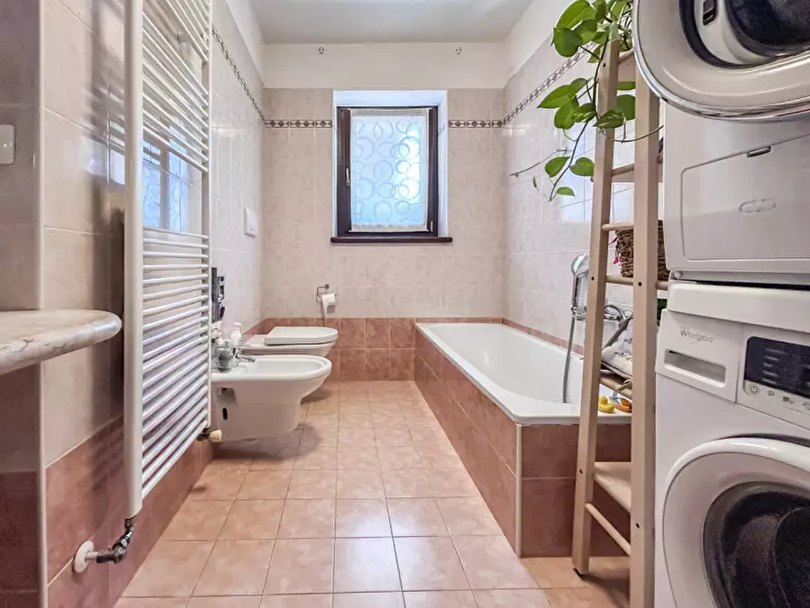 Immagine 17 di Appartamento in vendita  in Via Val di sole a Bussolengo