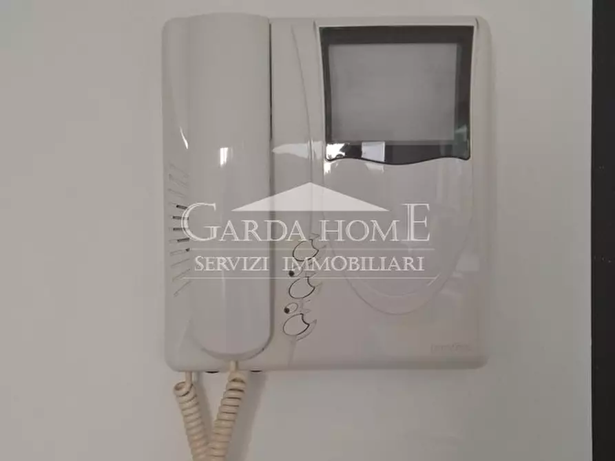 Immagine 8 di Appartamento in vendita  in Via Vittorio Veneto a Desenzano Del Garda