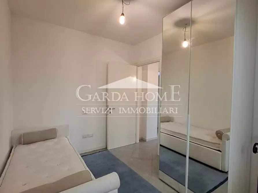 Immagine 25 di Appartamento in vendita  in Via Vittorio Veneto a Desenzano Del Garda