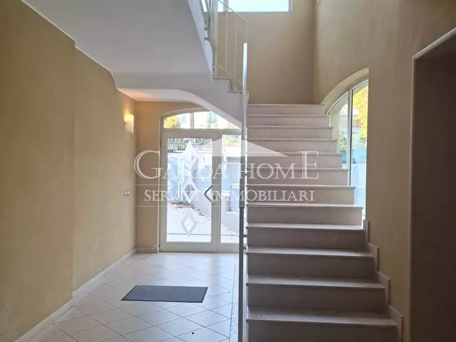 Immagine 27 di Appartamento in vendita  in Via Vittorio Veneto a Desenzano Del Garda