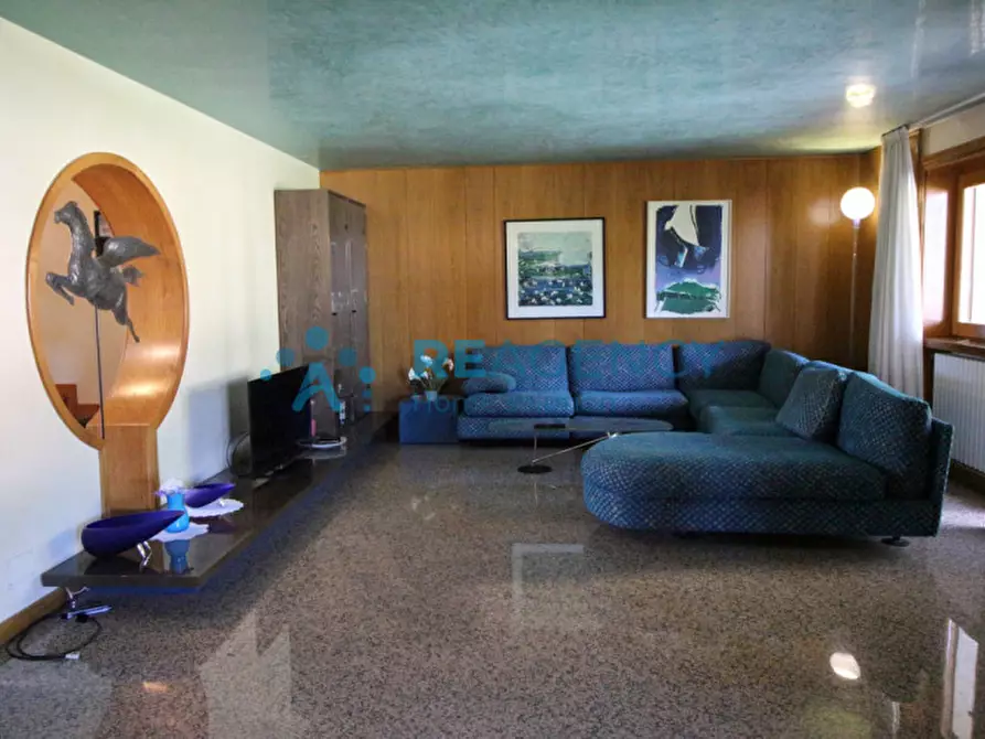 Immagine 6 di Villa in vendita  in Via Martiri della Libertà a Caltrano