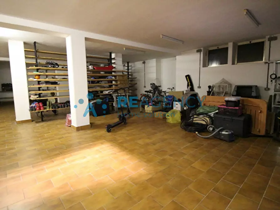 Immagine 34 di Villa in vendita  in Via Martiri della Libertà a Caltrano