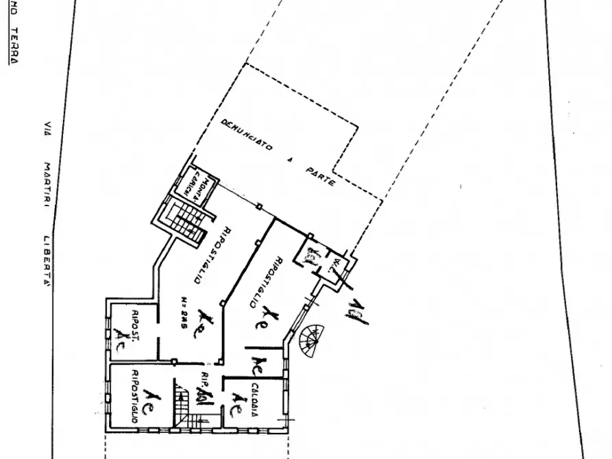 Immagine 42 di Villa in vendita  in Via Martiri della Libertà a Caltrano