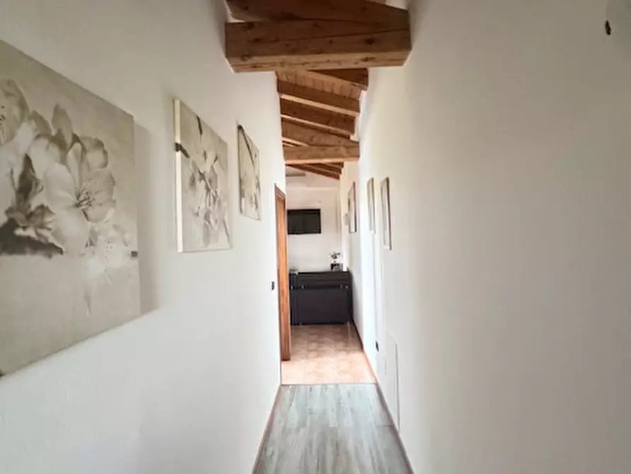 Immagine 5 di Appartamento in vendita  in Via Cesare Battisti a Abano Terme