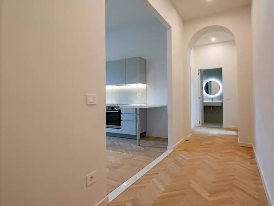 Immagine 2 di Appartamento in affitto  a Vaiano