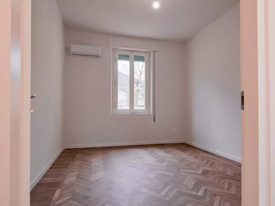 Immagine 10 di Appartamento in affitto  a Vaiano