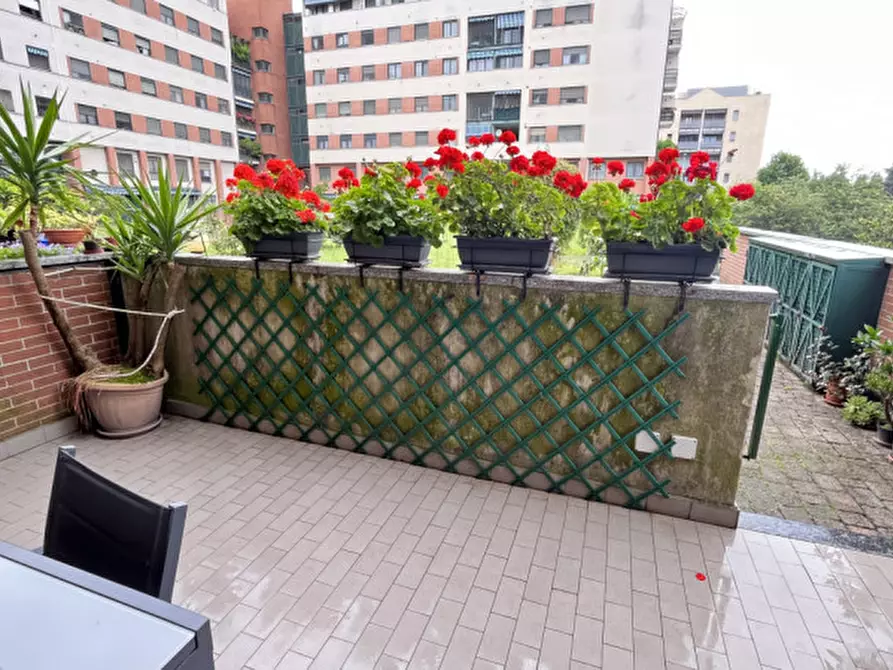 Immagine 3 di Appartamento in vendita  in Via Passeggiata Rossini a Buccinasco