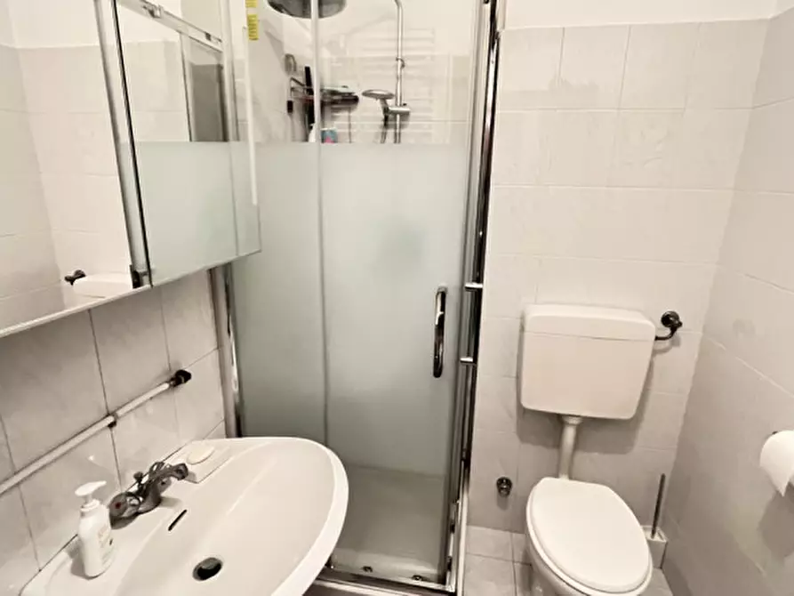 Immagine 11 di Appartamento in vendita  in Via Passeggiata Rossini a Buccinasco