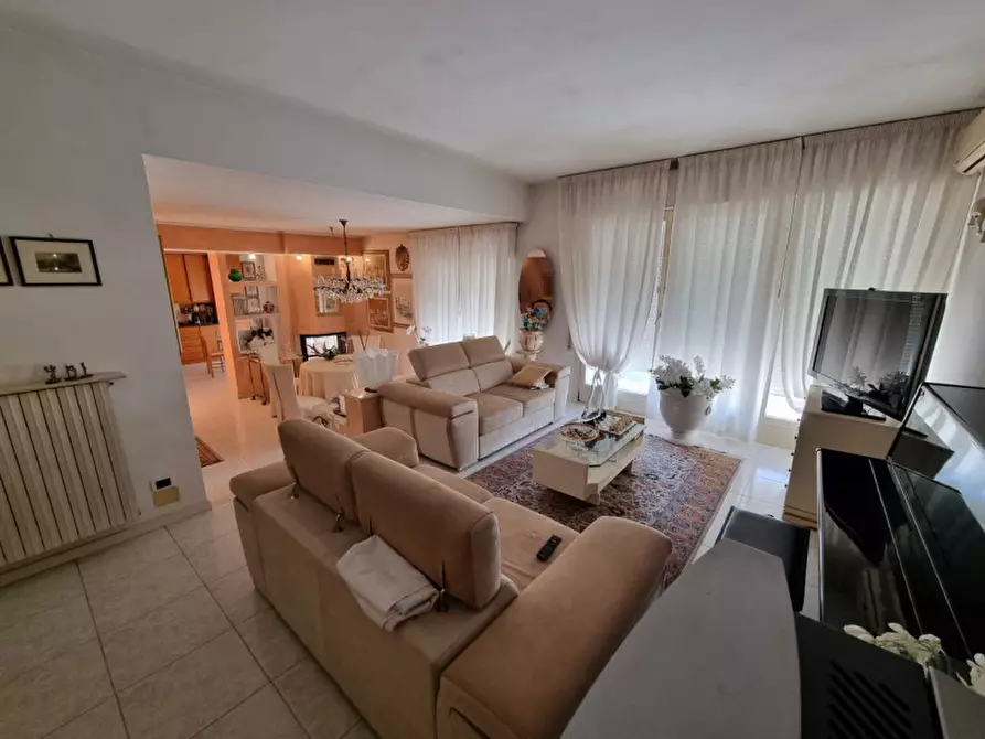 Immagine 12 di Casa indipendente in vendita  in via deserto a Este