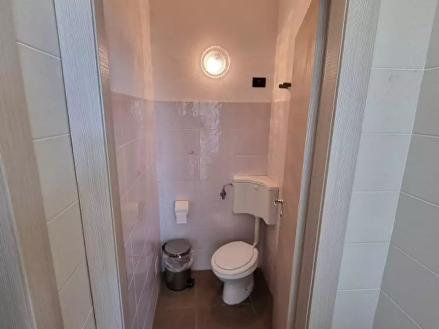 Immagine 33 di Casa indipendente in vendita  in via deserto a Este