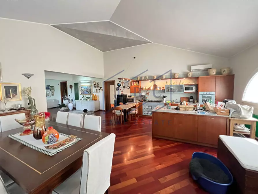 Immagine 4 di Villa in vendita  a Pramaggiore