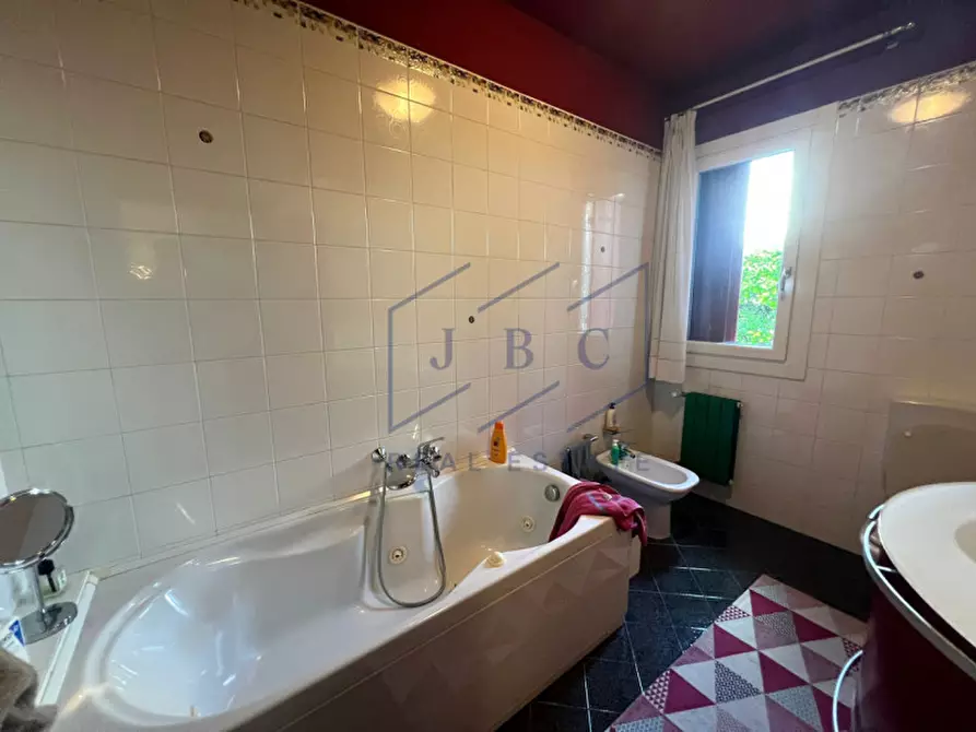 Immagine 23 di Villa in vendita  a Pramaggiore