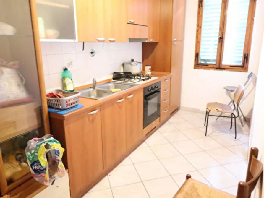 Immagine 1 di Appartamento in vendita  in Via Isidoro del Lungo a Montevarchi