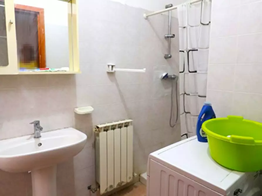 Immagine 10 di Appartamento in vendita  in Via Isidoro del Lungo a Montevarchi