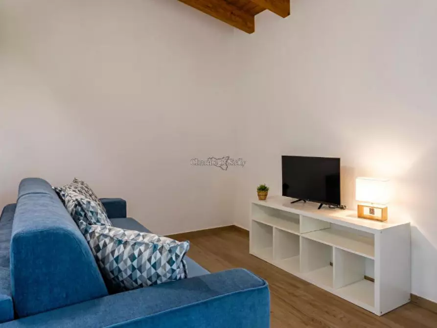 Immagine 9 di Attività commerciale in vendita  a Noto