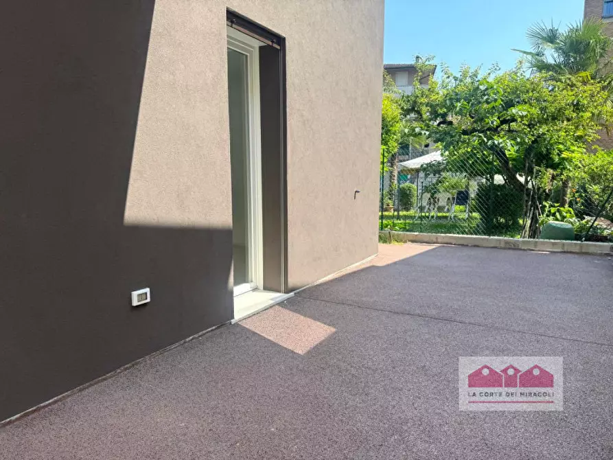 Immagine 4 di Casa bifamiliare in vendita  in Viale Trieste a Vicenza