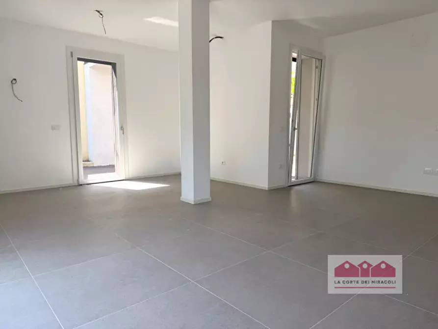 Immagine 9 di Casa bifamiliare in vendita  in Viale Trieste a Vicenza
