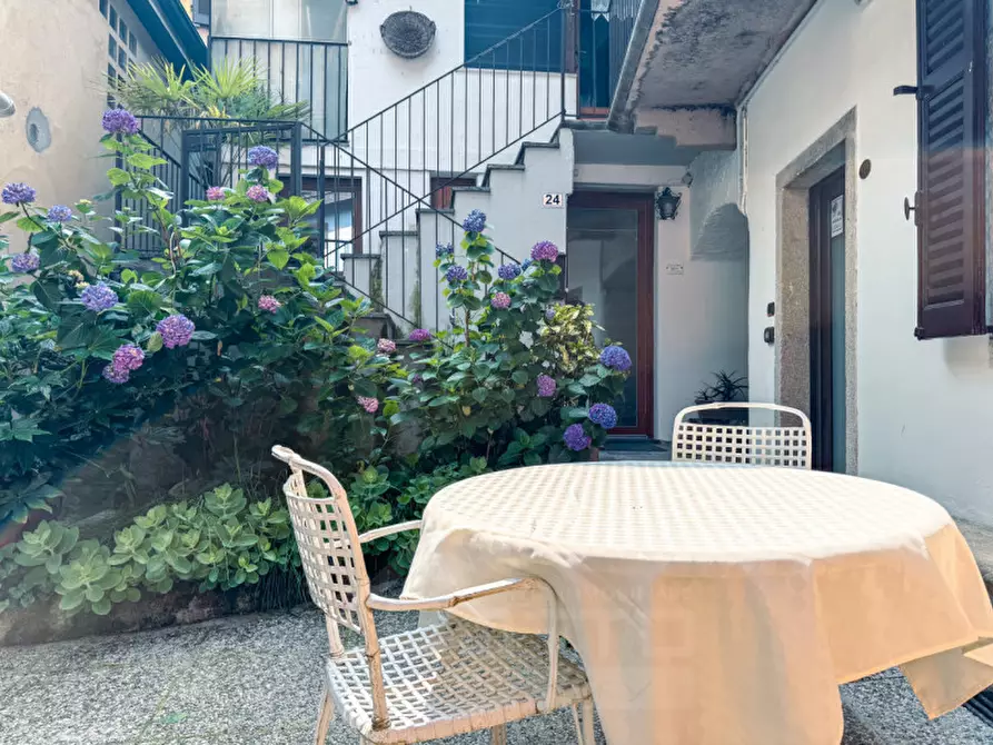 Immagine 17 di Appartamento in vendita  in Via XXV aprile, 25 a Baveno