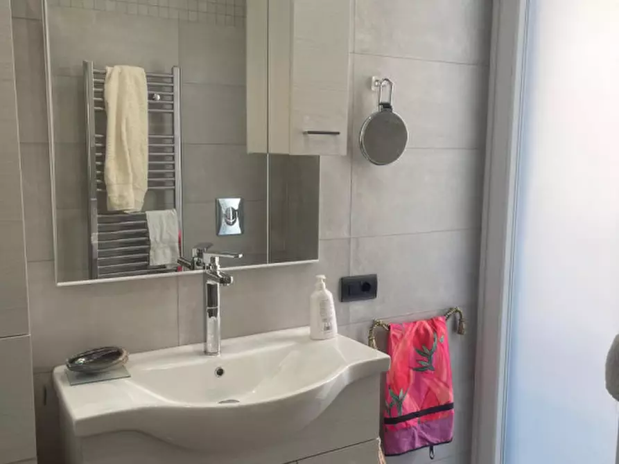 Immagine 12 di Appartamento in vendita  in Lungomare Matteotti a Nettuno