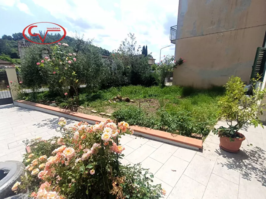 Immagine 7 di Villetta a schiera in vendita  in via pestello a Montevarchi