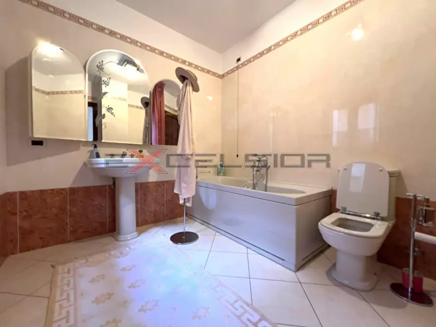 Immagine 10 di Appartamento in vendita  in Via G. Matteotti n.20 bis - Cavarzere (VE) a Cavarzere