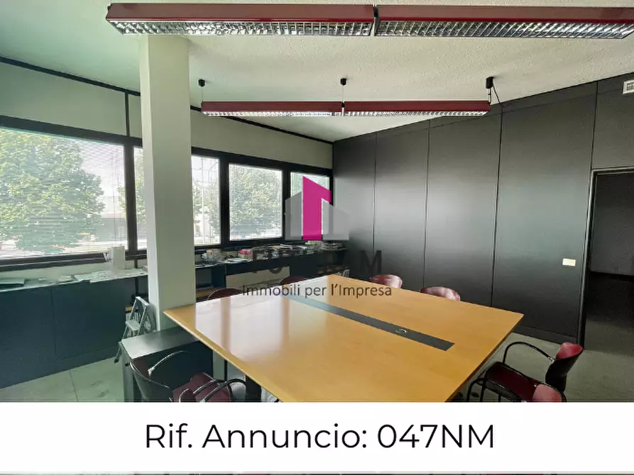 Immagine 1 di Ufficio in vendita  a Padova