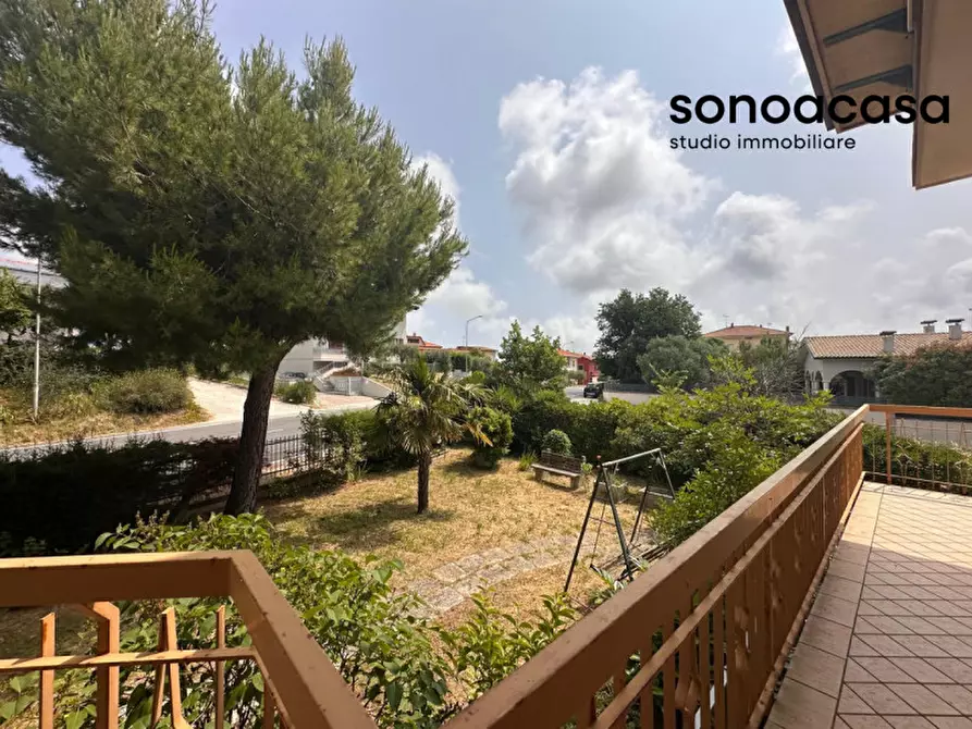 Immagine 10 di Casa indipendente in vendita  in Strada Mondolfo, 18 a San Costanzo